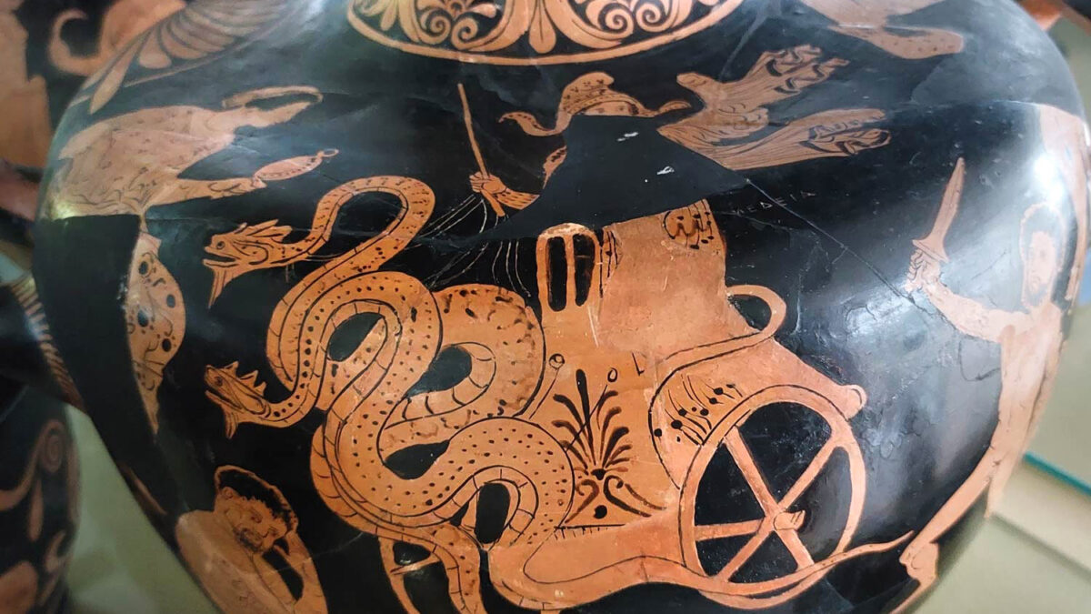 Museo Policoro Medea sul carro